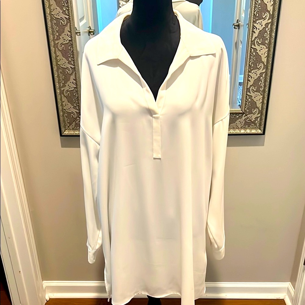 Blouse: Elegant White Women's Top